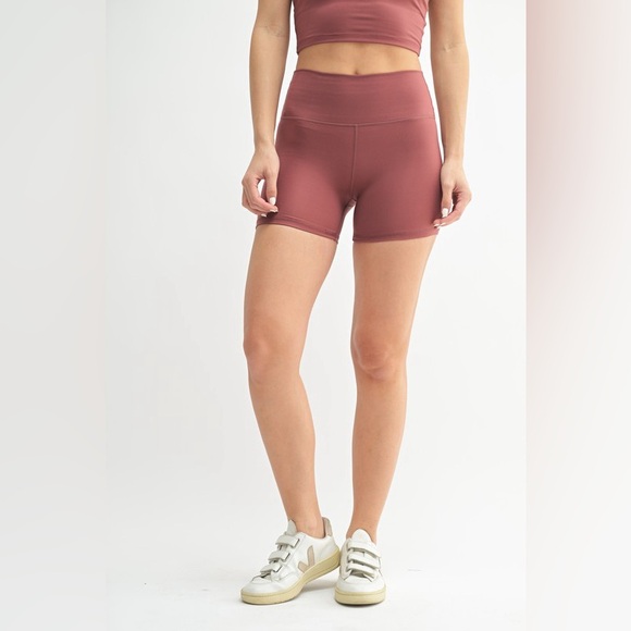 Mono B Pants - MONO B Venice Cloud Light Contour Biker Shorts